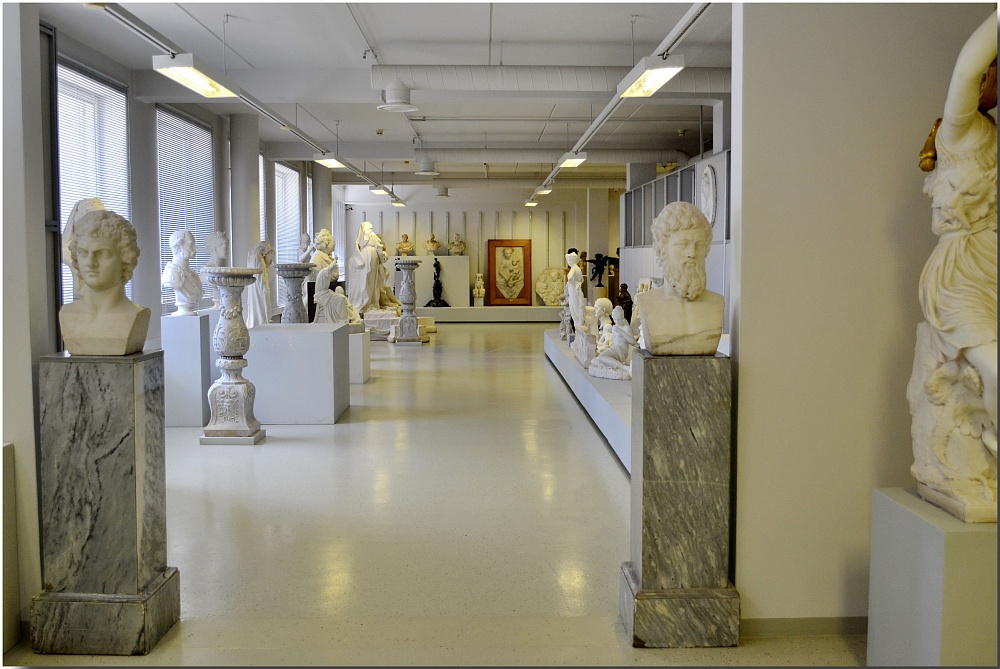 Фондохранилище Государственного Эрмитажа, Санкт-Петербург